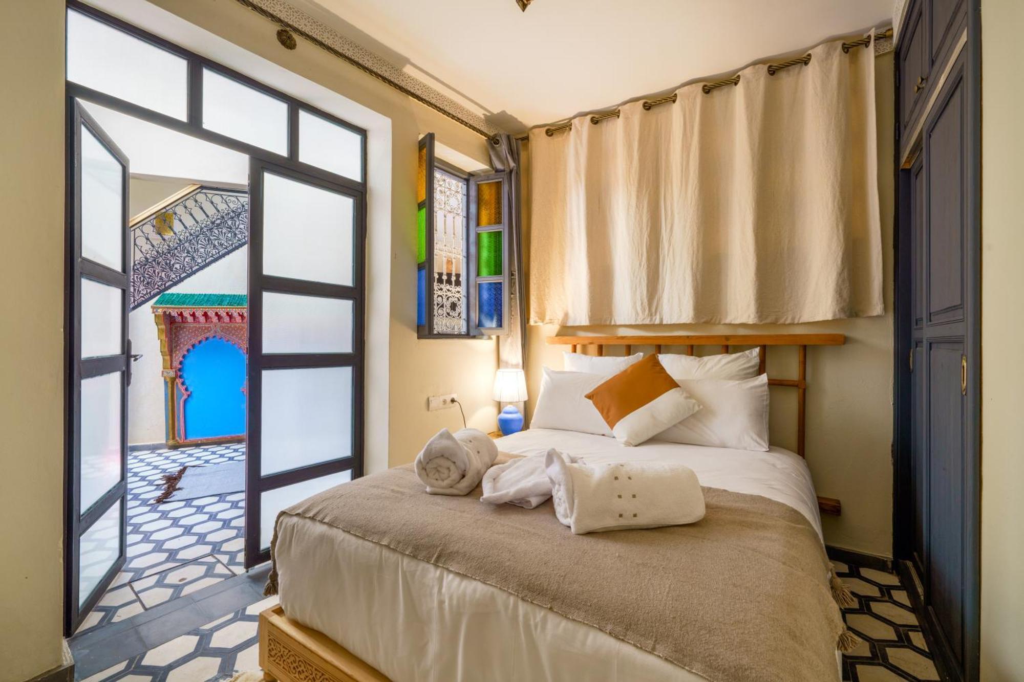 Riad 4 Chambres - Piscine & Petit Dejeuner Gratuit - Wifi Fibre Optique Marrakesh Buitenkant foto