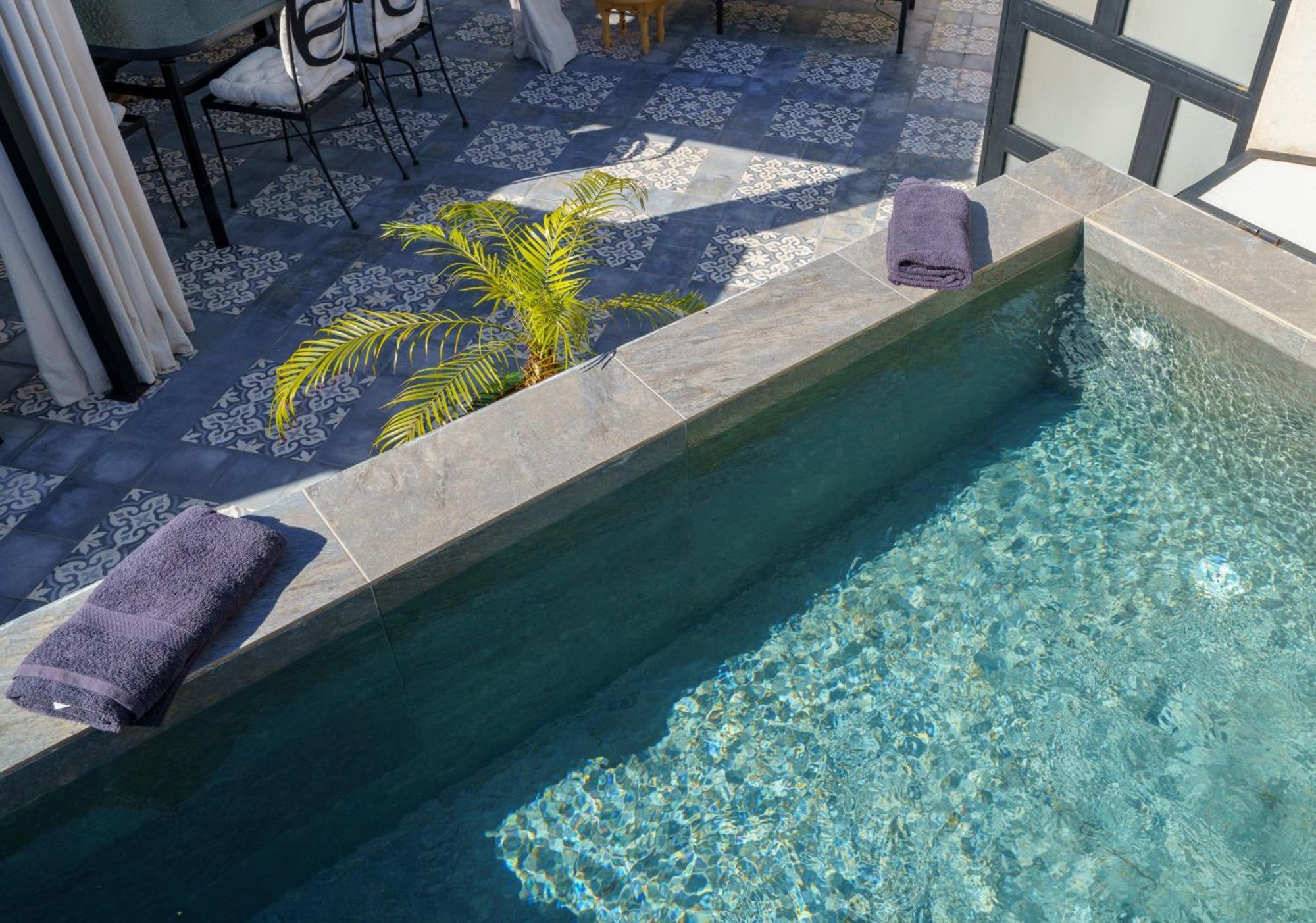 Riad 4 Chambres - Piscine & Petit Dejeuner Gratuit - Wifi Fibre Optique Marrakesh Buitenkant foto
